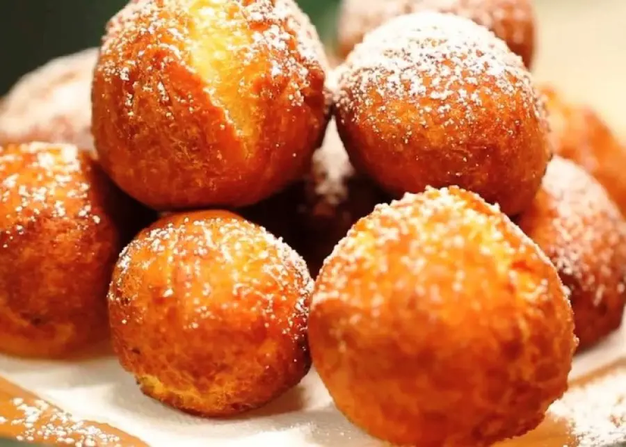Frittelle di carnevale ripiene 